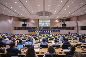 Photo of a meeting between Parliament's Committee on Budgets and European Commission for Budget Piotr Serafin to discuss post-2027 MFF