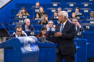 Photograph of António Costa, President of the European Council arriving at the podium to start the debate on the conclusions of the European Council meeting of 15-16 October 2026 during the European Parliament's October II 2026 plenary session. 