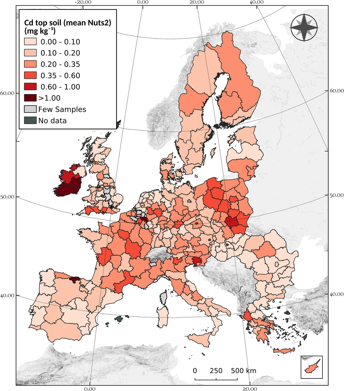 A choropleth map of the European Union showing mean cadmium concentrations in topsoils, aggregated at NUTS2 regional level and expressed in milligrams per kilogram (mg/kg⁻&sup1;). The colour scale ranges from light&nbsp;red (0.00-0.10&nbsp;mg/kg) to very dark red (above 1.00 mg/kg), with intermediate bands at 0.10‑0.20, 0.20‑0.35, 0.35‑0.60 and 0.60‑1.00&nbsp;mg/kg. The highest concentrations (above 1.00&nbsp;mg/kg, in dark red) are in most of Ireland, one region in the north of Spain and isolated regions in Poland and south-eastern Europe. High concentrations (0.35-1.00&nbsp;mg/kg) are found across Belgium, Luxembourg, parts of Germany, Slovenia, Slovakia, Greece and some Italian regions. Concentrations are generally lower in Scandinavia, the Baltic states, Hungary, Portugal and much of France, although scattered hotspots appear throughout central Europe. The map was produced from the LUCAS topsoil survey database.